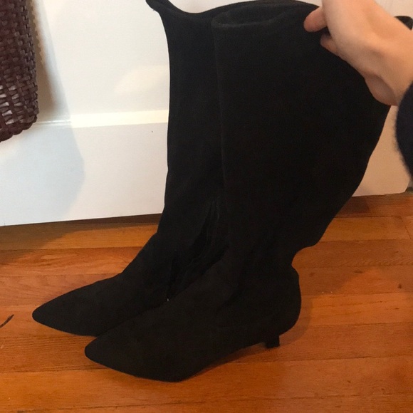 Knee high pointed toe kitten heel boots - Picture 1 of 7